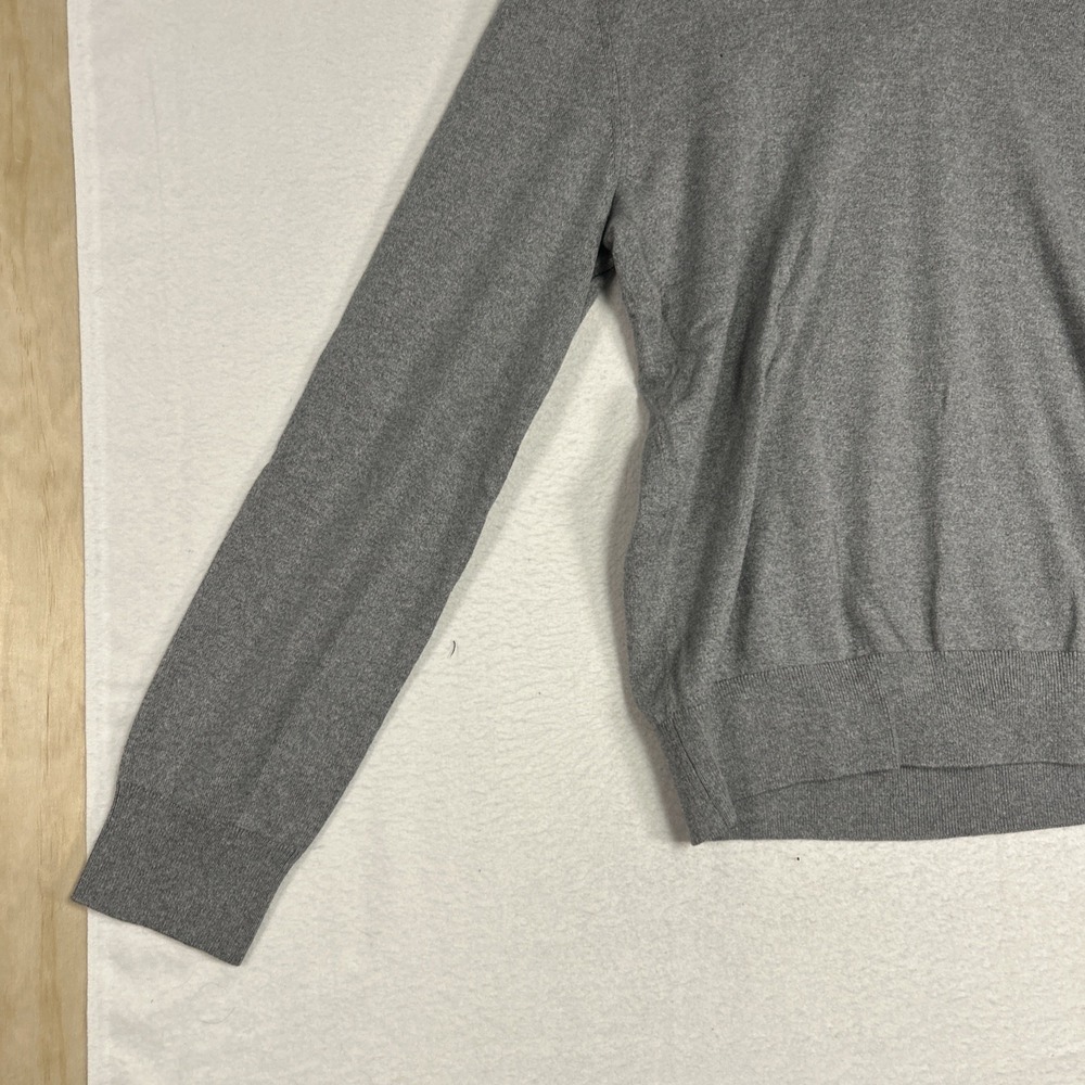 Banana Republic Sweater Mens Large Silk Cashmere Gray Luxury Blend V-Neck Preppy - Picture 3 of 9